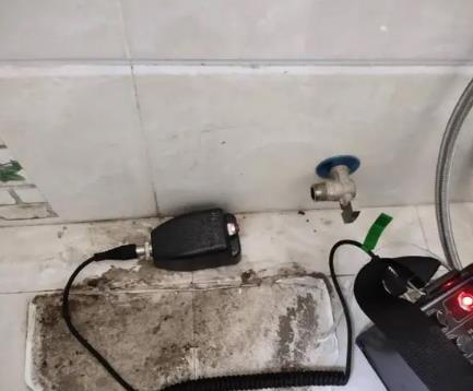 易县屋顶漏水维修公司分享下卫生间漏水的危害及解决方法